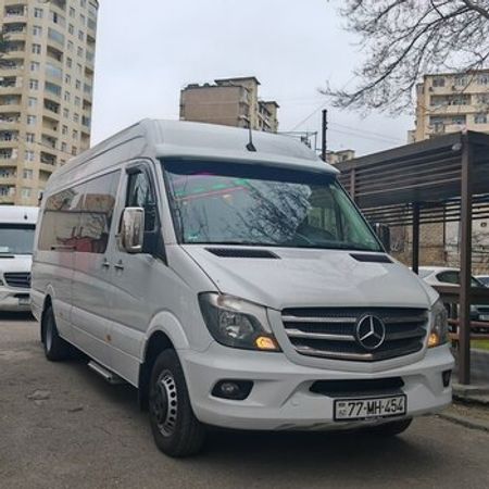 Mercedes Sprinter sifarişi (Qrup və korporativ transfer) – Bakı – ucuztap.az
