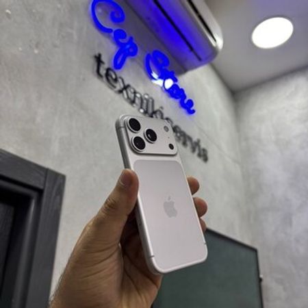 Apple iPhone 17 Pro Silver 256GB/12GB – Bakı – ucuztap.az