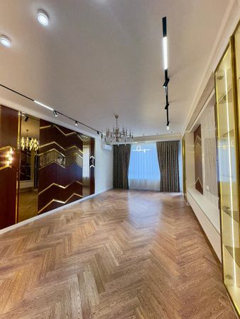 5 Otaqlı mənzil, 220 m², Sənan Kərimov küç., Bakı – Bakı – ucuztap.az