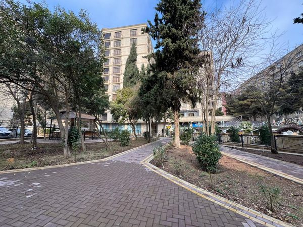 4 Otaqlı mənzil, 219 m², Qaçaq Nəbi küç, Bakı – Mənzillər – ucuztap.az