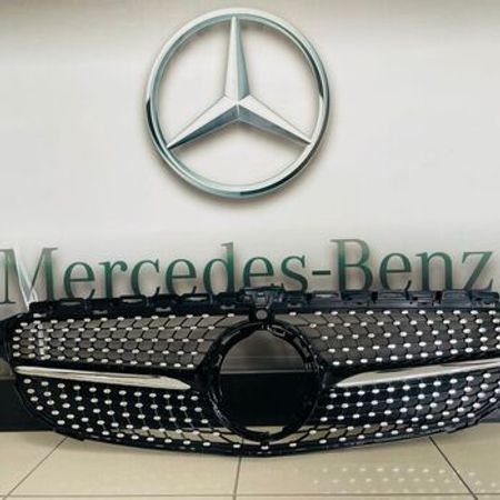 Mercedes C-Class W205 19 radiator barmaqlığı – Ehtiyat hissələri – ucuztap.az