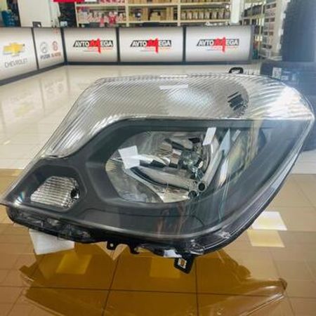 Mercedes Sprinter 2014-2018 farası – Ehtiyat hissələri – ucuztap.az