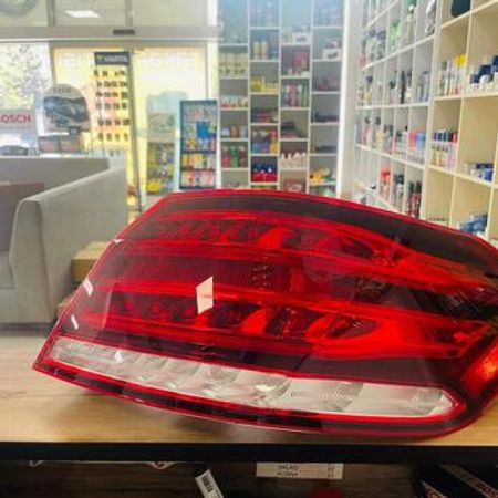 Mercedes W212 LED stop işığı – Ehtiyat hissələri – ucuztap.az