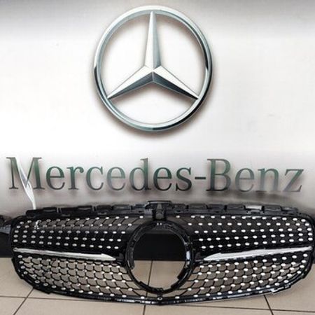Mercedes C-class W205 (2019) radiator barmaqlığı – Ehtiyat hissələri – ucuztap.az