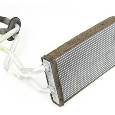 Mitsubishi Outlander soba radiatoru – Ehtiyat hissələri – ucuztap.az