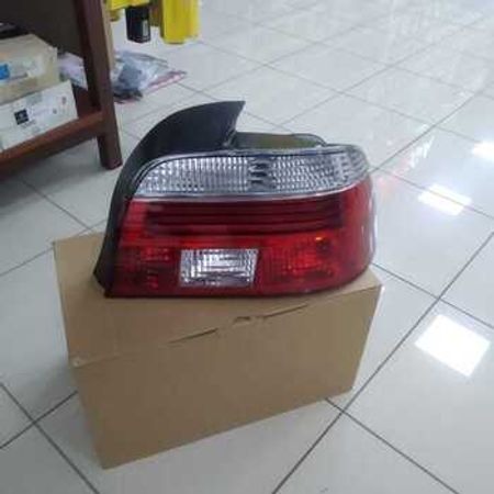 BMW E39 2001-2003 stop işıqları – Ehtiyat hissələri – ucuztap.az