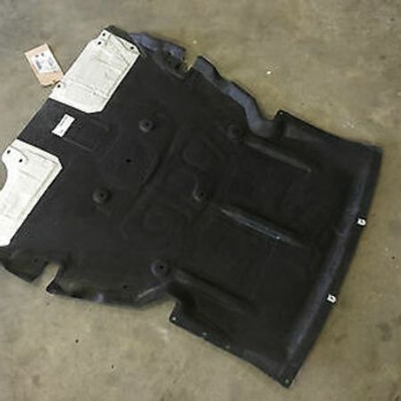 BMW F30/F36 LC mühərrik qoruyucusu – Ehtiyat hissələri – ucuztap.az