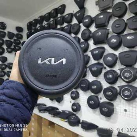 Kia Stonic 2018 airbag – Ehtiyat hissələri – ucuztap.az