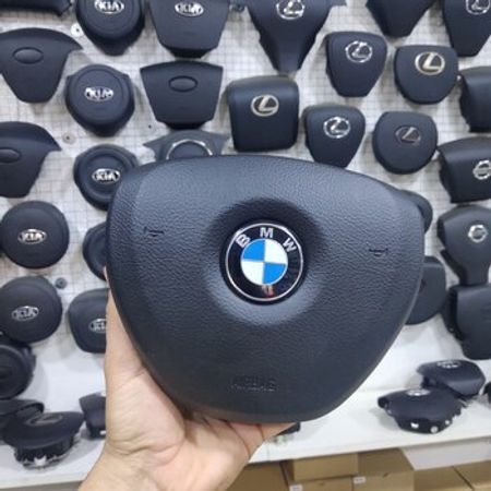 BMW F10, 2013 airbag qapağı – Ehtiyat hissələri – ucuztap.az