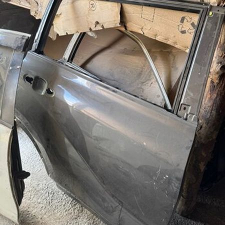 Toyota Highlander sağ arxa qapısı – Ehtiyat hissələri – ucuztap.az
