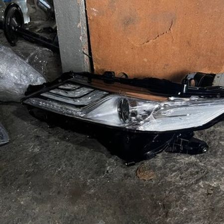 Toyota Camry faraları – Ehtiyat hissələri – ucuztap.az