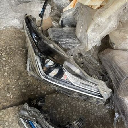 Toyota Corolla 2020 farası – Ehtiyat hissələri – ucuztap.az