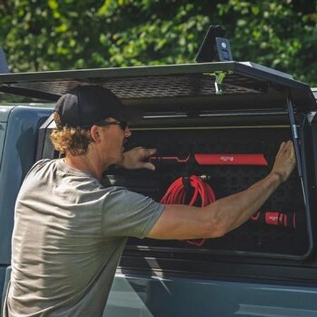 Jeep Wrangler Gladiator yataq qapağı – Ehtiyat hissələri – ucuztap.az