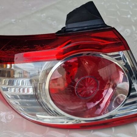 Hyundai Santa Fe 2009-2012 orjinal arxa stop işığı – Ehtiyat hissələri – ucuztap.az