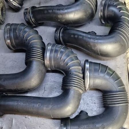 Mercedes-Benz turbo şlanqı – Ehtiyat hissələri – ucuztap.az