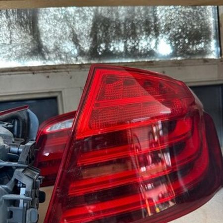 BMW F10 arxa sağ stop işığı – Ehtiyat hissələri – ucuztap.az