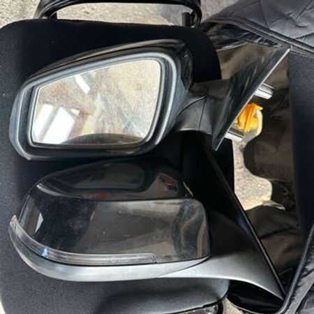 BMW F10 2015 güzgüləri – Ehtiyat hissələri – ucuztap.az
