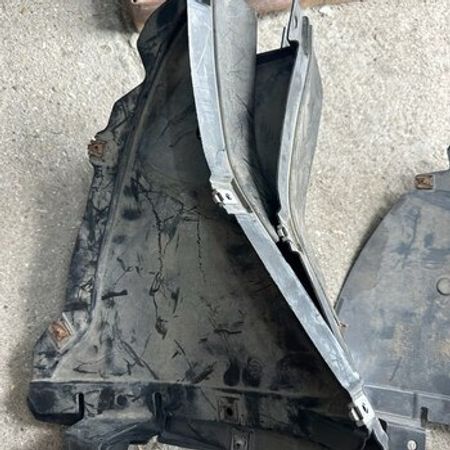 BMW F10 xekendaz M – Ehtiyat hissələri – ucuztap.az