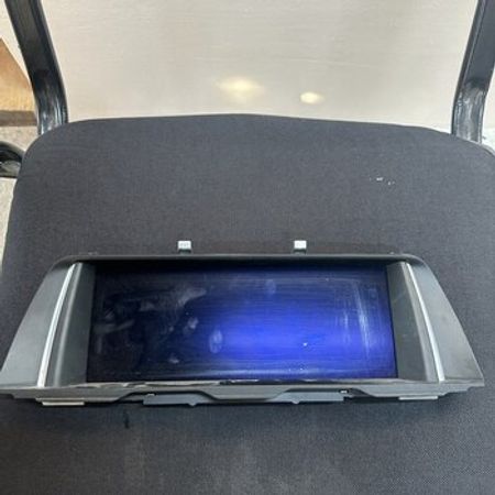 BMW F10 monitoru – Ehtiyat hissələri – ucuztap.az