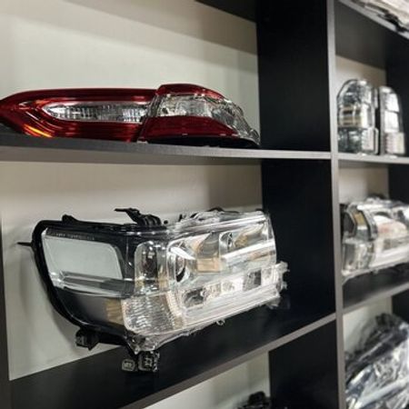 Lexus/ Nissan/ Toyota/ Mitsubishi faralar və stop işıqları – Ehtiyat hissələri – ucuztap.az
