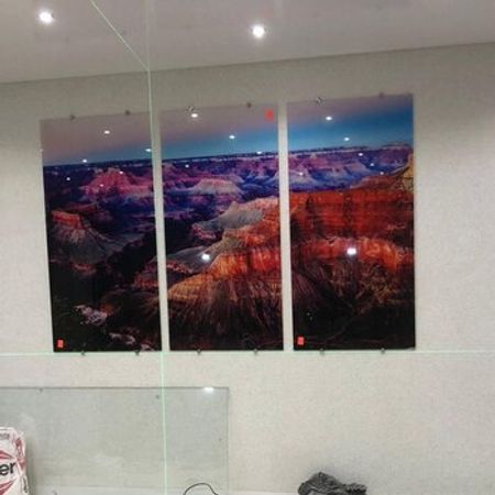 Şüşə arxasından yapışma vinil – Reklam və dizayn – ucuztap.az