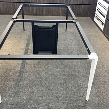 Konfrans masası ayaqlığı – Bakı – ucuztap.az