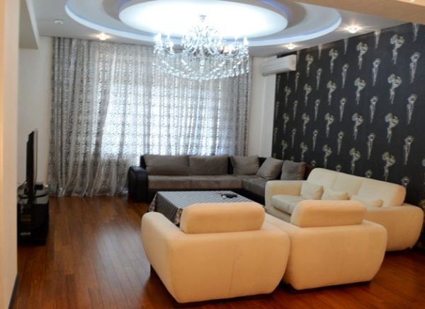 3 Otaqlı mənzil kirayə verilir, 135 m², Abbasqulu ağa Bakıxanov küç. – Mənzillər – ucuztap.az