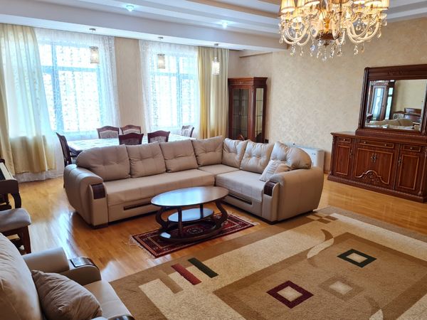 4 Otaqlı mənzil kirayə verilir, 165 m², Şamil Əzizbeyov küç. - 19, Bakı – Mənzillər – ucuztap.az