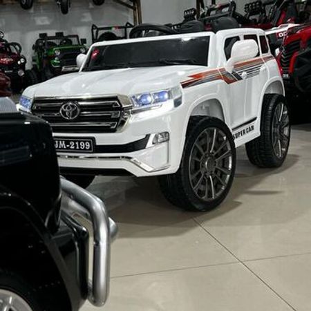 Uşaq avtomobili Land cruiser jm 2199 – Oyuncaqlar – ucuztap.az