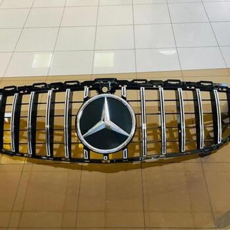 Mercedes W205 radiator barmaqlığı – Ehtiyat hissələri – ucuztap.az