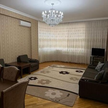 3-Otaqlı yeni tikili kirayə verilir, Gənclik m., 140 m² – Bakı – ucuztap.az