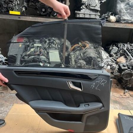 Mercedes W212 arxa pərdələri – Ehtiyat hissələri – ucuztap.az