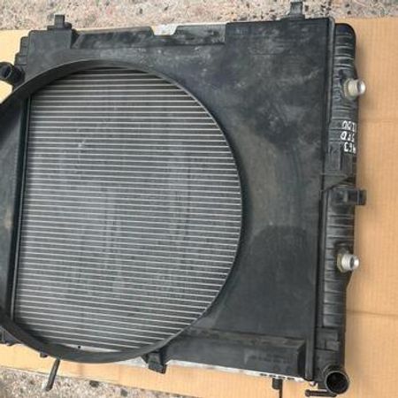 Mercedes G Class radiatoru – Ehtiyat hissələri – ucuztap.az