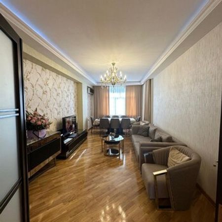 3-Otaqlı yeni tikili, Azadlıq m., 130 m² – Mənzillər – ucuztap.az
