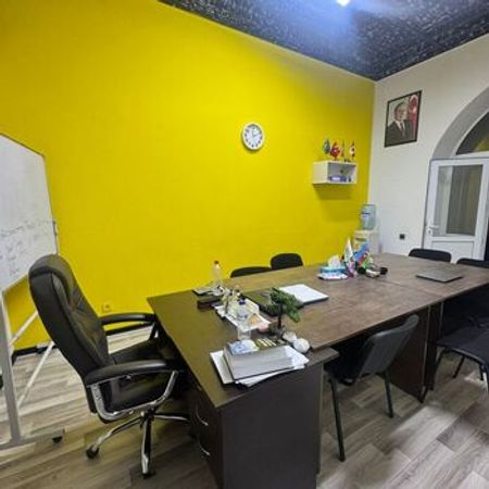 Ofis icarəyə verilir, Zərifə Əliyeva küç. – Obyektlər və ofislər – ucuztap.az