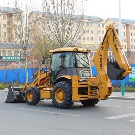 Eskavator-yükləyiçi WOLF JX45, 2025 il – Avtobuslar və xüsusi texnika – ucuztap.az