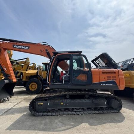 Ekskavator Doosan 225LC, 2024 ili – Bakı – ucuztap.az