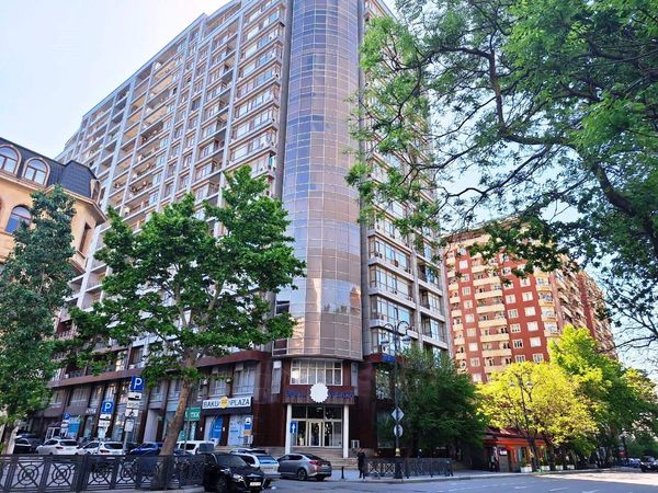 3 Otaqlı mənzil, 140 m², R. BEHBUDOV küçəsində,, Bakı – Bakı – ucuztap.az