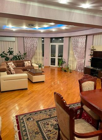 6+ Otaqlı mənzil, 300 m², Ənvər Hüseynov küç., Bakı – Bakı – ucuztap.az