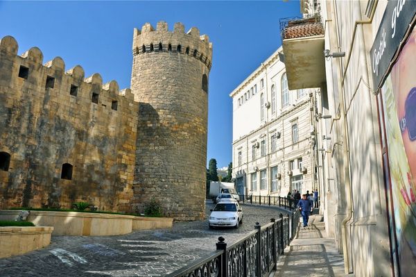 2 Otaqlı mənzil kirayə verilir, 50 m², İÇƏRİŞƏHƏR ! ŞİRVANŞAHLAR SARAYI arxasında,, Bakı – Bakı – ucuztap.az