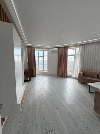 3 Otaqlı mənzil, 120 m², Abbas Mirzə Şərifzadə küç., Bakı – Bakı – ucuztap.az