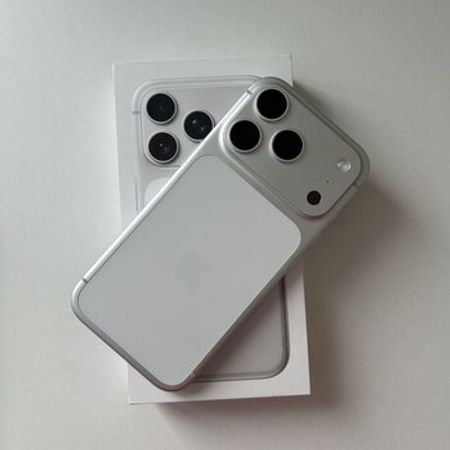 Apple iPhone 17 Pro Silver 256GB/12GB – Bakı – ucuztap.az