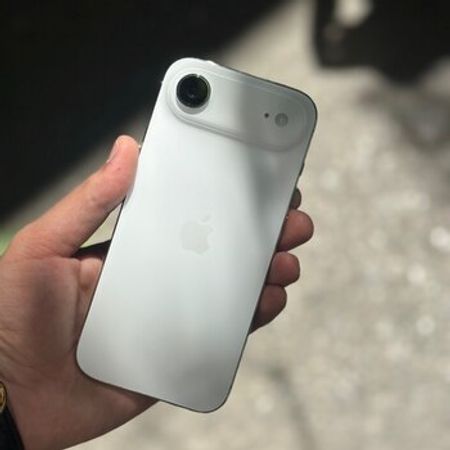 Apple iPhone Air Cloud White 256GB/8GB – Bakı – ucuztap.az