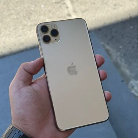 Apple iPhone 11 Pro Max Gold 256GB/4GB – Bakı – ucuztap.az