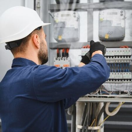 Elektrik tələb olunur – Sumqayıt – ucuztap.az