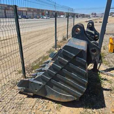 1.2 M³ Hyundai ekskavator çalovu – Bakı – ucuztap.az