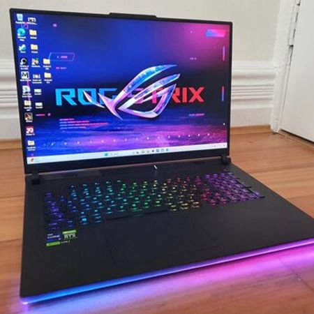 ASUS ROG Strix G18 G814FM-S9018 90NR0KZ8-M001B0 – Noutbuklar və Netbuklar – ucuztap.az