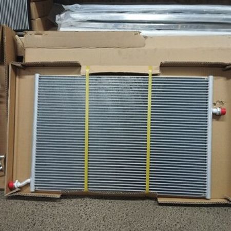 Mercedes W205 köməkçi radiatoru – Ehtiyat hissələri – ucuztap.az