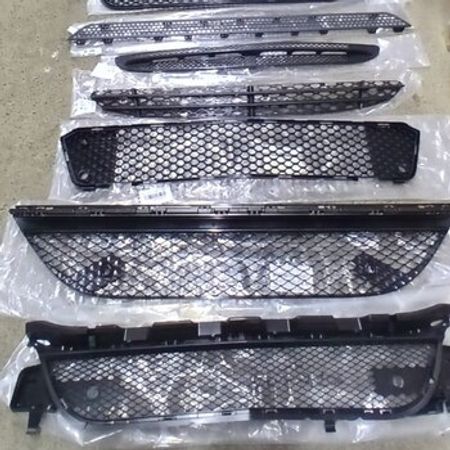 Mercedes Ön buferin orta barmaqlığı – Bakı – ucuztap.az