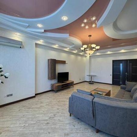 7-Otaqlı yeni tikili kirayə verilir, Xan Şuşinski küç., 230 m² – Mənzillər – ucuztap.az